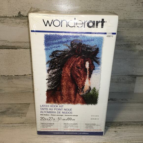 NEW SEALED Wonder Art Latch Hook Kit 426212 Wild Stallion 20” x 27” Horse Cowboy - Picture 1 of 7